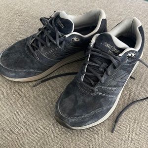 Navy Blue suede New Balance 928 V2